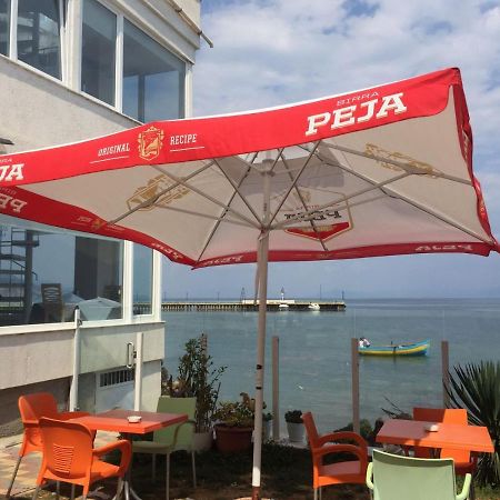 Hotel Restaurant Savoja Pogradec Eksteriør bilde