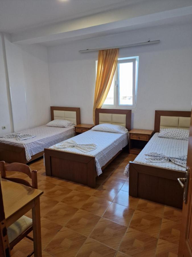 Hotel Restaurant Savoja Pogradec Eksteriør bilde