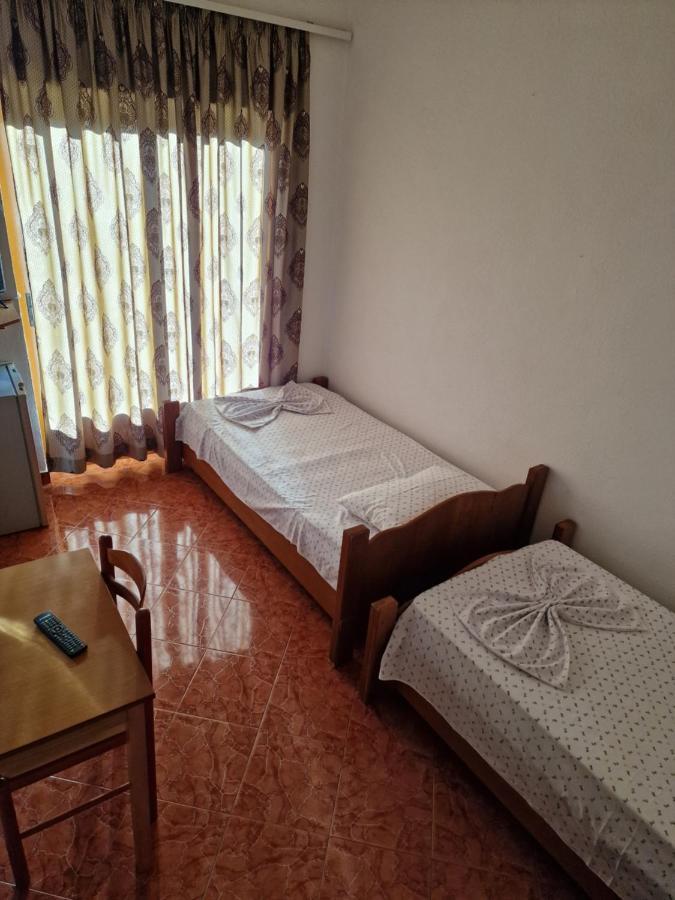 Hotel Restaurant Savoja Pogradec Eksteriør bilde
