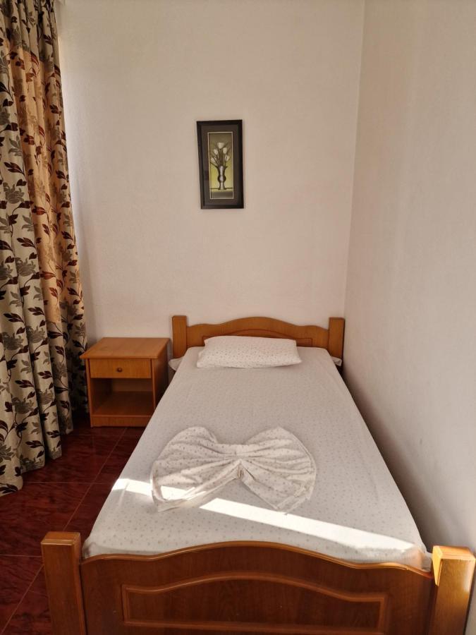 Hotel Restaurant Savoja Pogradec Eksteriør bilde