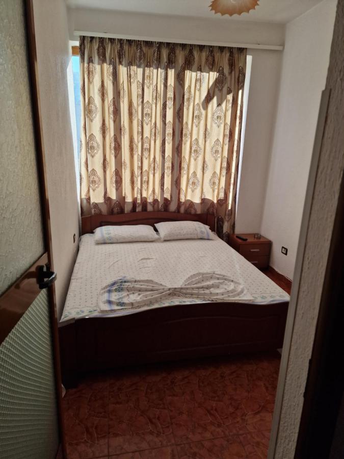Hotel Restaurant Savoja Pogradec Eksteriør bilde