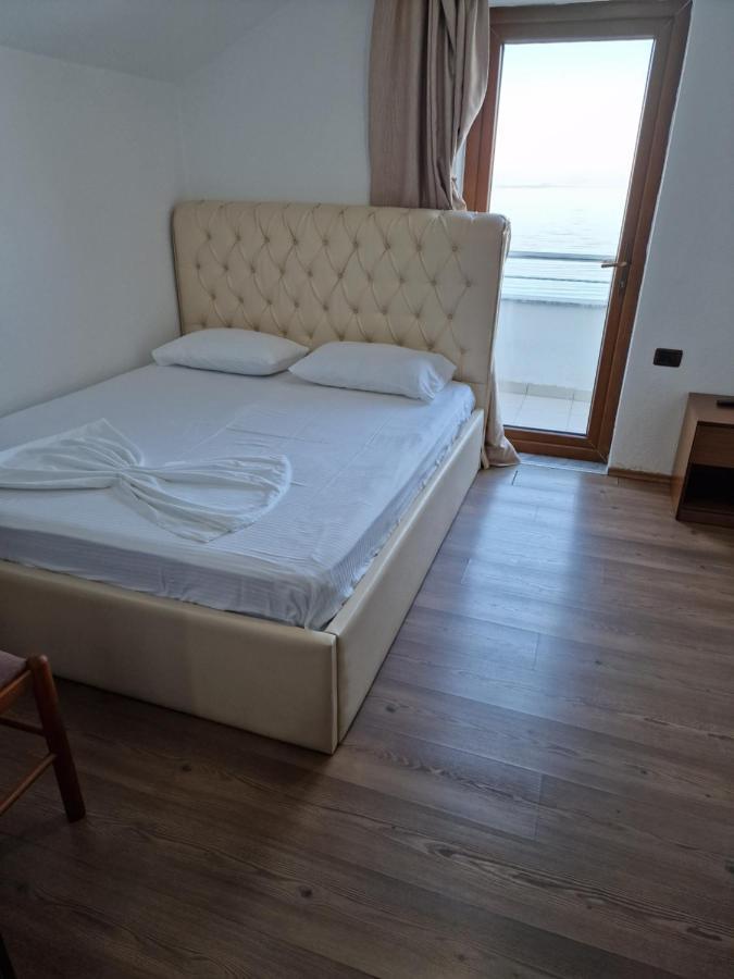 Hotel Restaurant Savoja Pogradec Eksteriør bilde